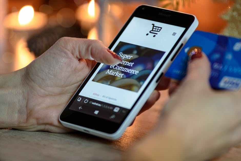 Top 7 eCommerce Web Design Trends to Watch for in 2018
